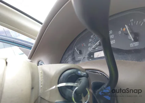 1998 Buick Century Custom z USA, uszkodzony, nr VIN 2G4WS52M4W1563708